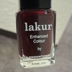 Londontown Lakur Enhanced Colour Nail Polish - color: LADY LUCK (super DEEP RED)